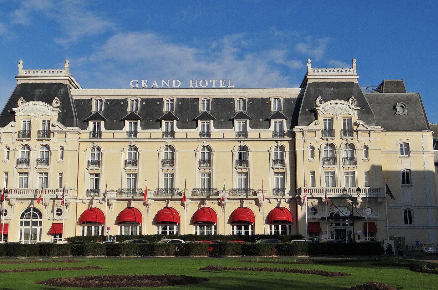 Le Grand Hôtel de Cabourg, face à la mer