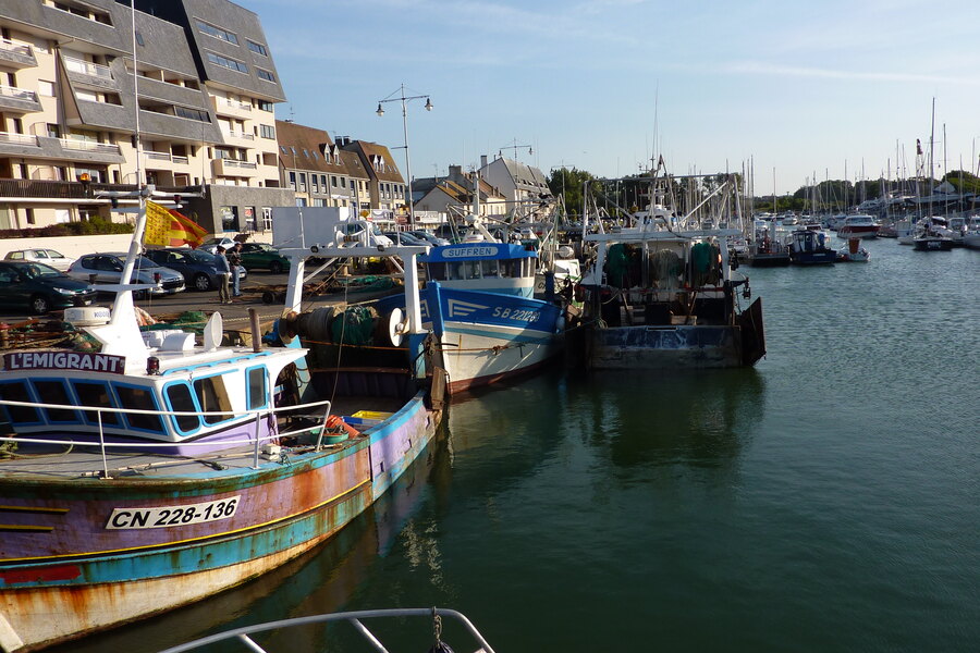 Les bateaux de pêche du port de Courseulles-sur-Mer